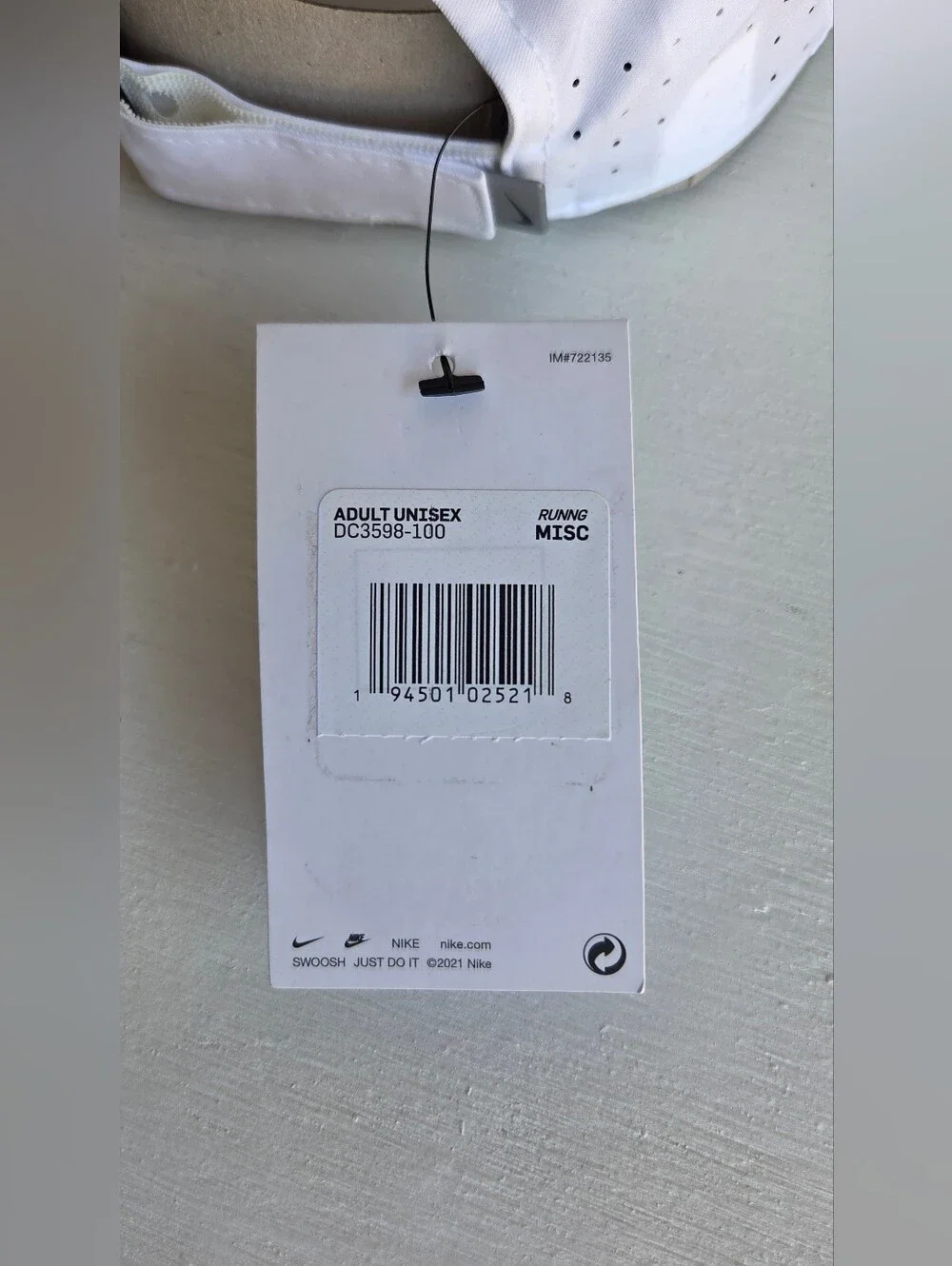 Nike Dri-Fit Featherlight Ball Cap